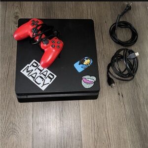 Sony PlayStation 4 - 1 TB Console. Slim.